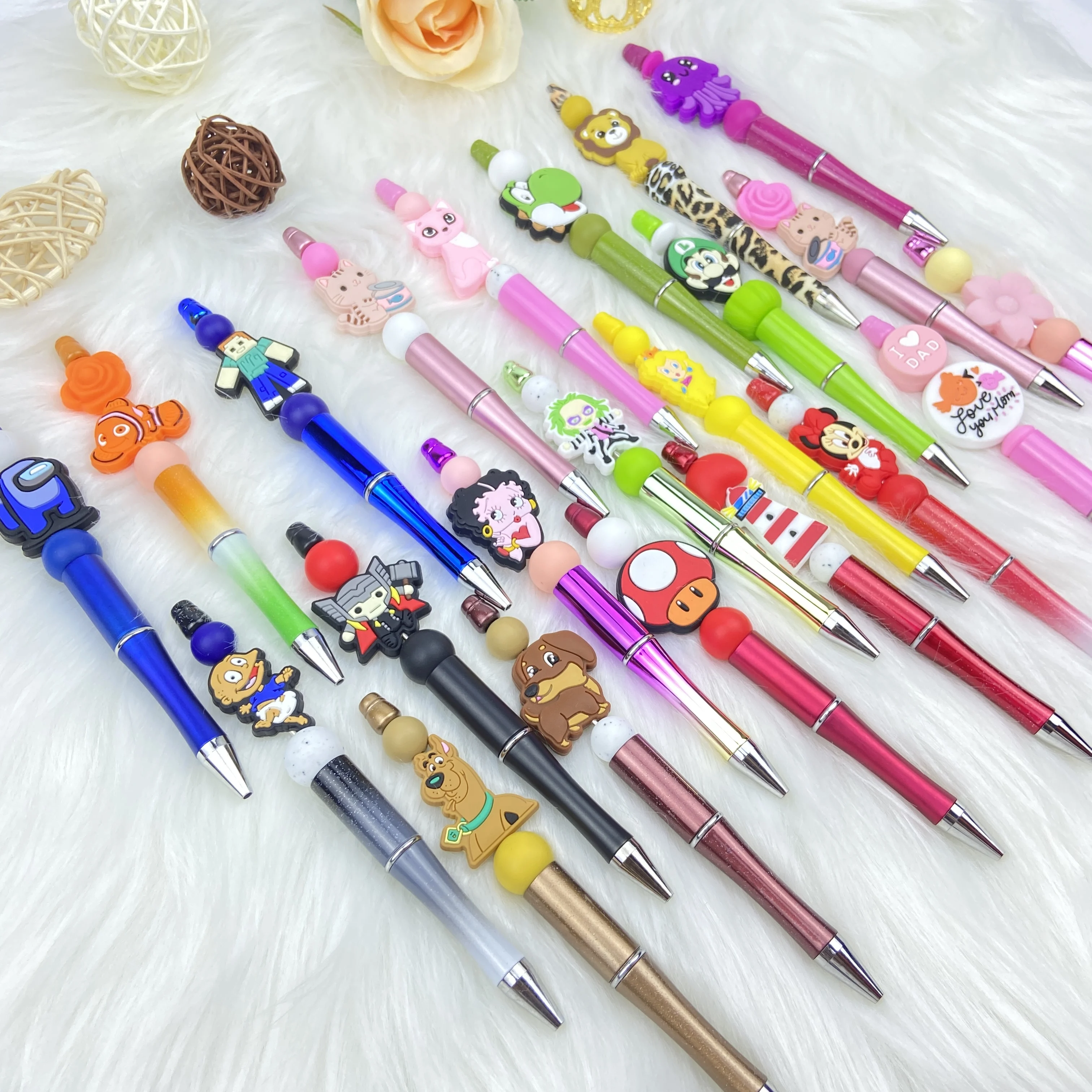 New Arrival BPA Free Focal Bead Silicone Charms Baby Teething Focal Bead for Pen Making Bracelet Keychain