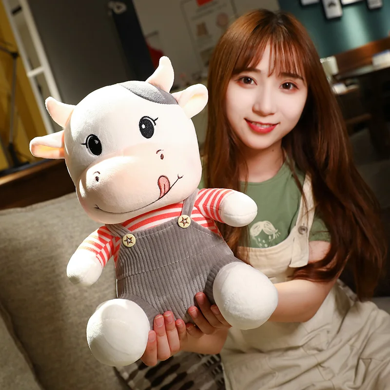 2022 hot selling good quality cute stuffed soft plush cow toy with T-shirt  bull plush toy milk cow doll