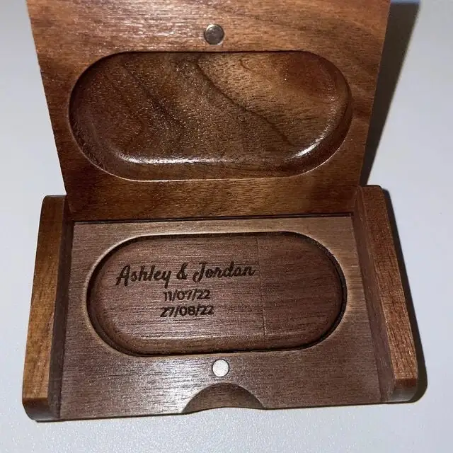Custom USB Flash Drive Wedding Memory Box Personalized Wood Storage Case for Couple Gift Unique Wedding Usb Keepake Gift Set