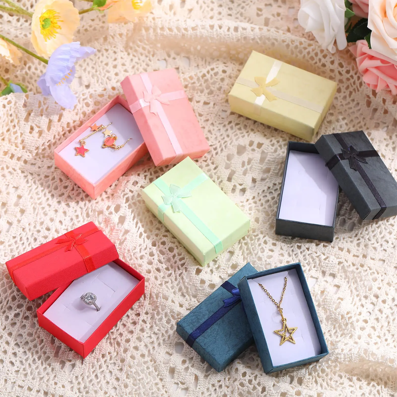High End Jewelry Packaging Boxes Decorative Empty Cardboard Boxes Colorful Wrap Boxes for Earring Necklaces Bracelets Rings