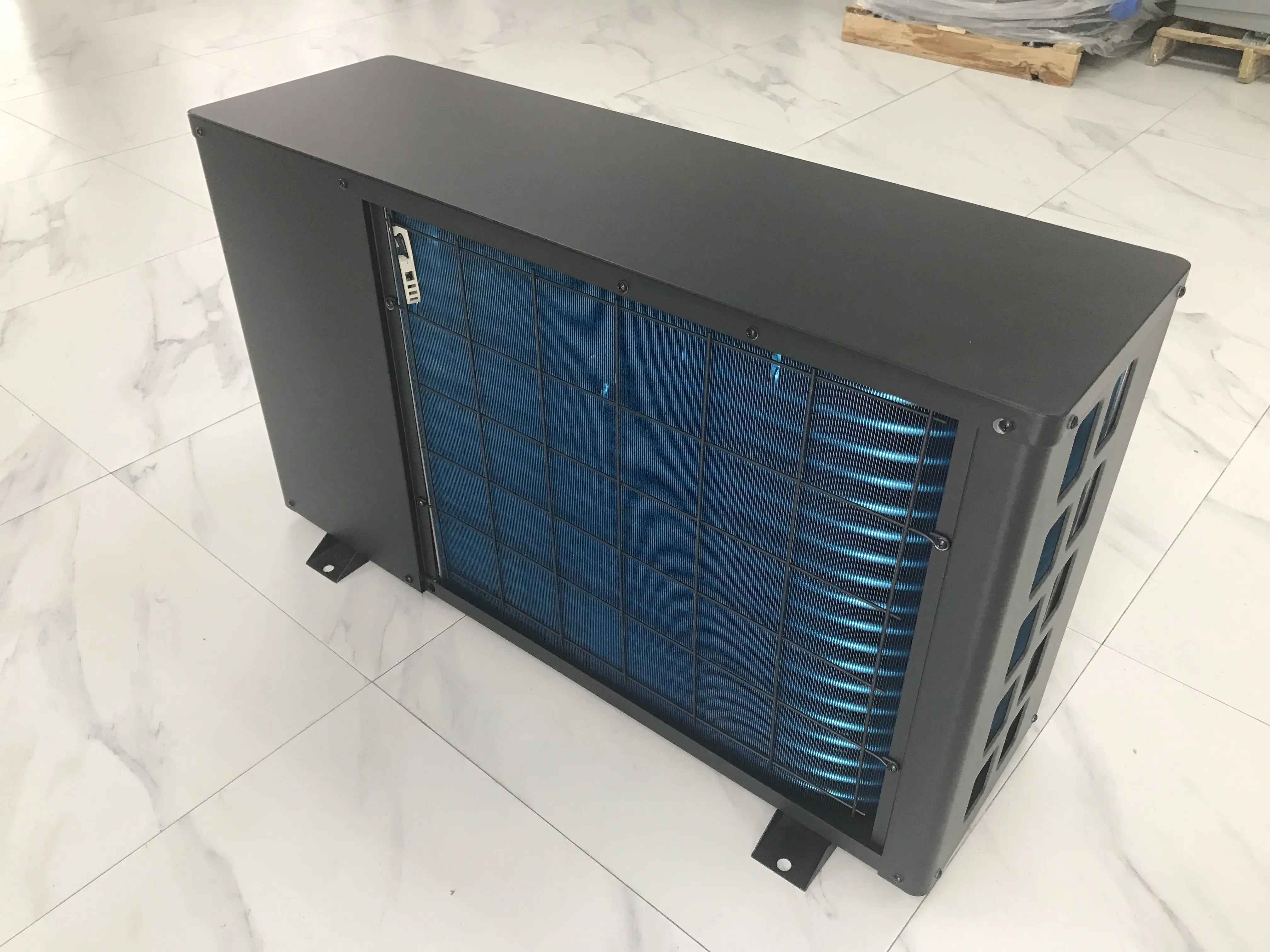 4.5KW ERP A+++ R32 Residential Swimming Pool Air To Water Heat Pump Hot Water Heaters Split Spa Pool Heat Pump
