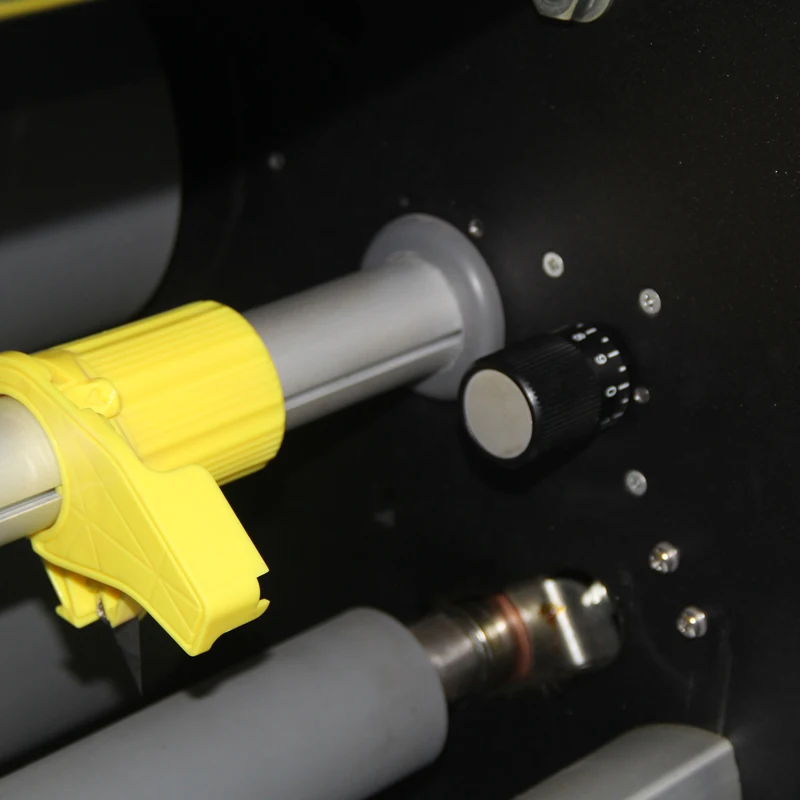 Lefu LF1700-F1High-speed широкого формата автоматический крен для того чтобы свернуть ламинатор с электромагнитный клапан