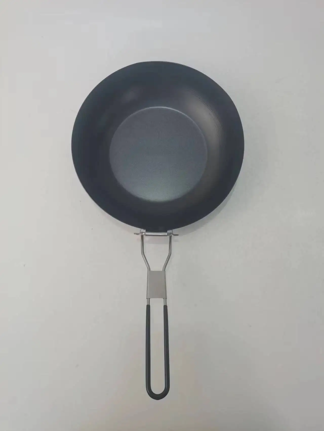 Factory Direct Sell Lightweight  Foldable Handle Cooking Outdoor Carbon Steel Frying Pan