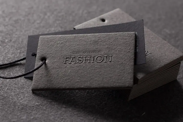 High Quality Custom Black Embossed UV Hang Tags for Clothing