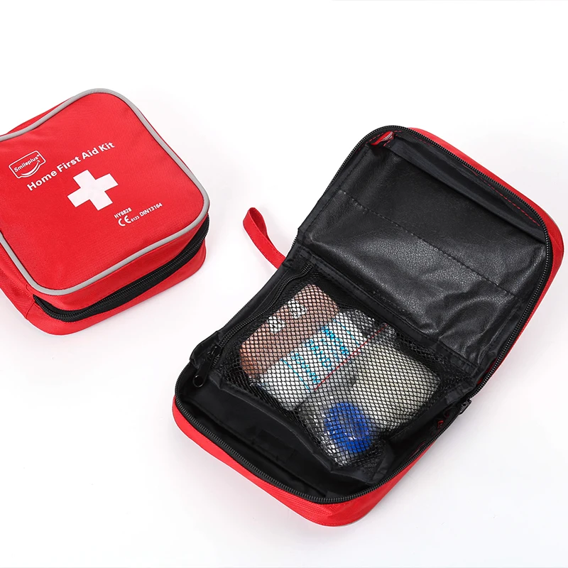 Дорожный набор первой помощи с марлевой треугольной повязкой, клейкой подушечкой для глаз, спиртовой подушечкой и т. д.