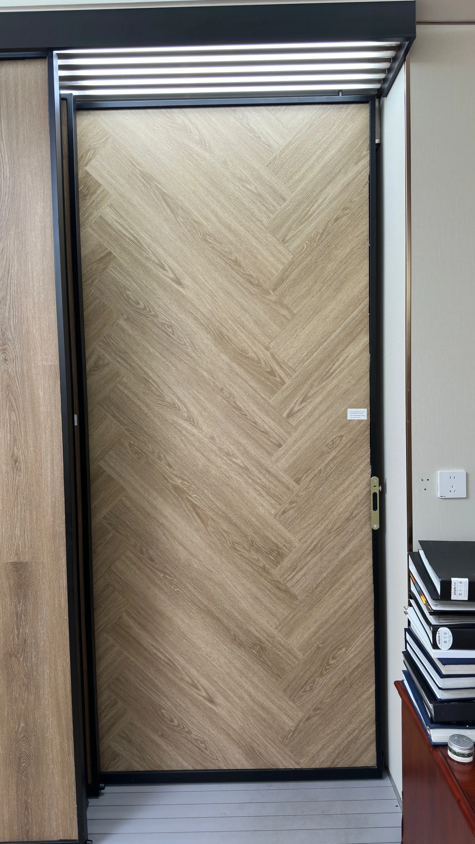 Stone Plastic Composite 4mm 5mm 6mm Pvc Click Lock Spc Flooring Vinyl Plank SPC Flooring With IXPE