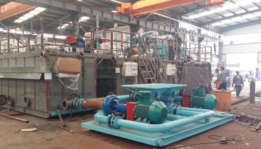 Oilfield equipment workover rig system mud mixing tank