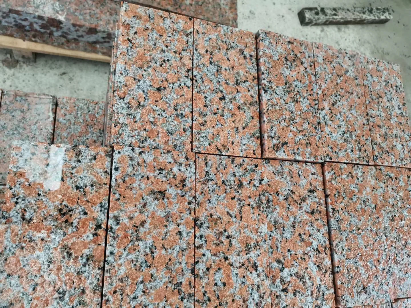 Best Quality Maple Red Granite G562 Tile Cheap Red Granite fitness family decoration office background Natural stone