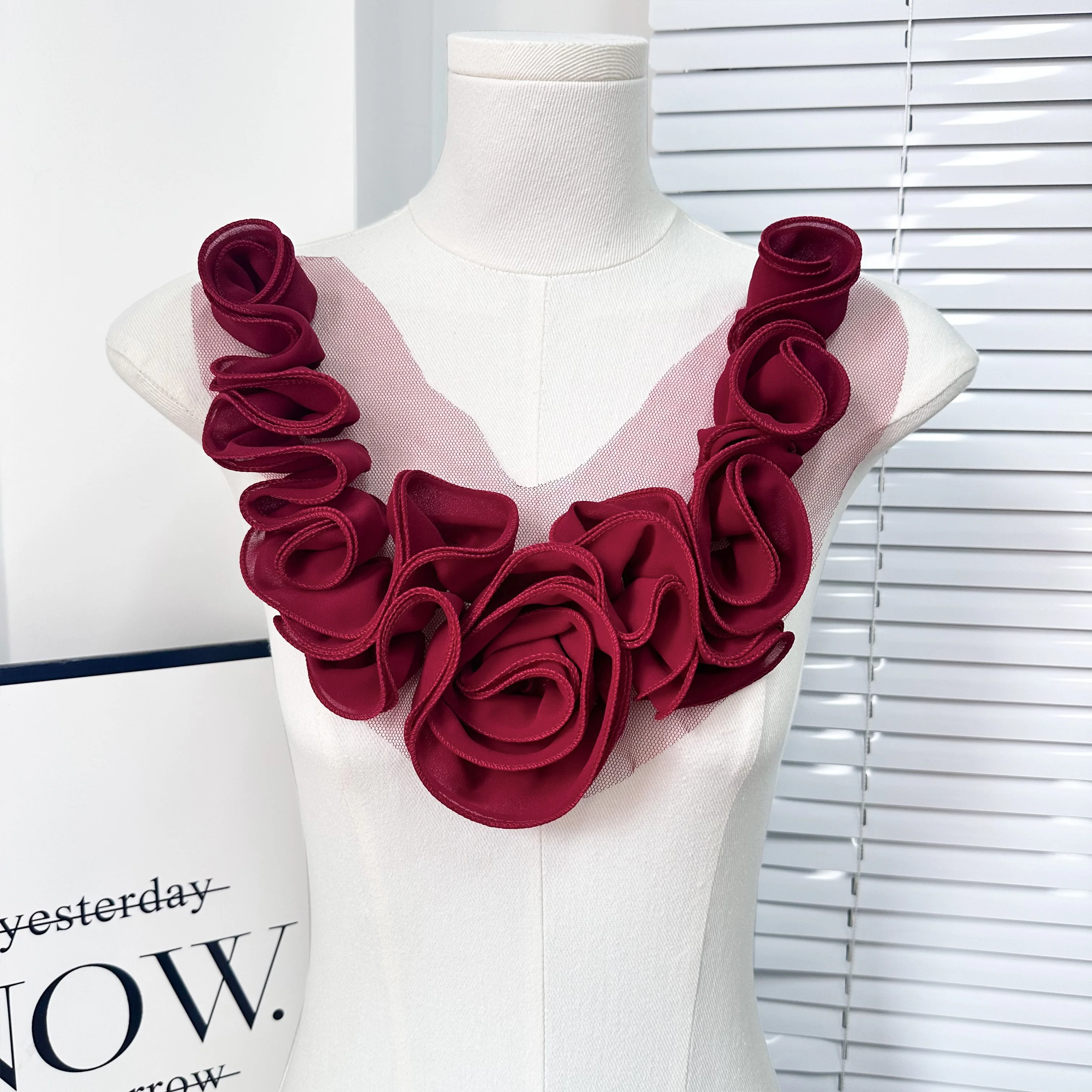 2024 Wholesale New Style White Black Red Flowers Breast Flower Clothing Accessories With Dresses Skirts For Women