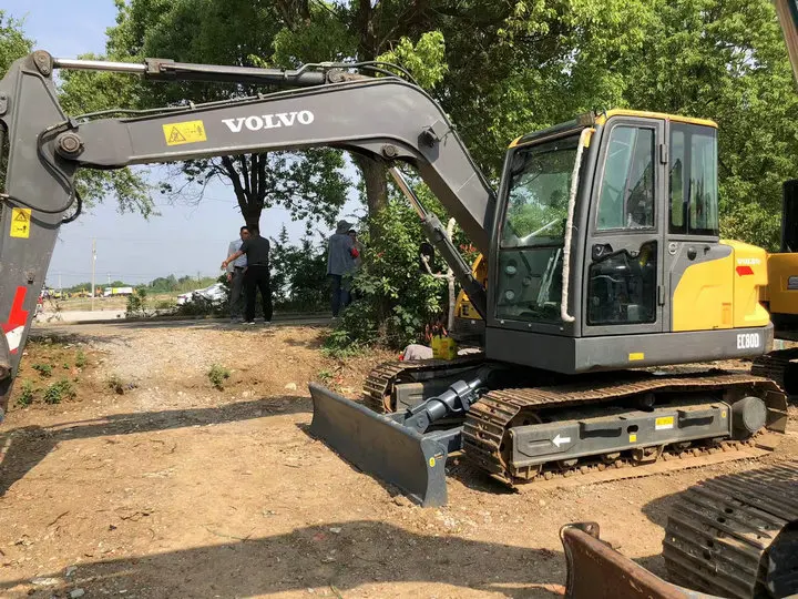 Korea brand second-hand excavator   ec80d good condition 8ton mini used   ec80d digger for cheap price sale in shanghai