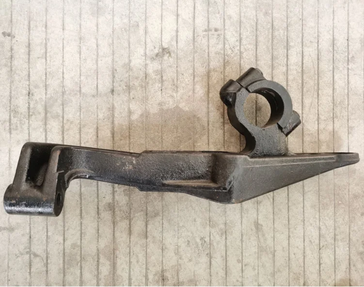 hot sale 4141 Steel Plate Shock Absorber Bracket For Mercedes-Benz Actros truck Second Axle Left / Right