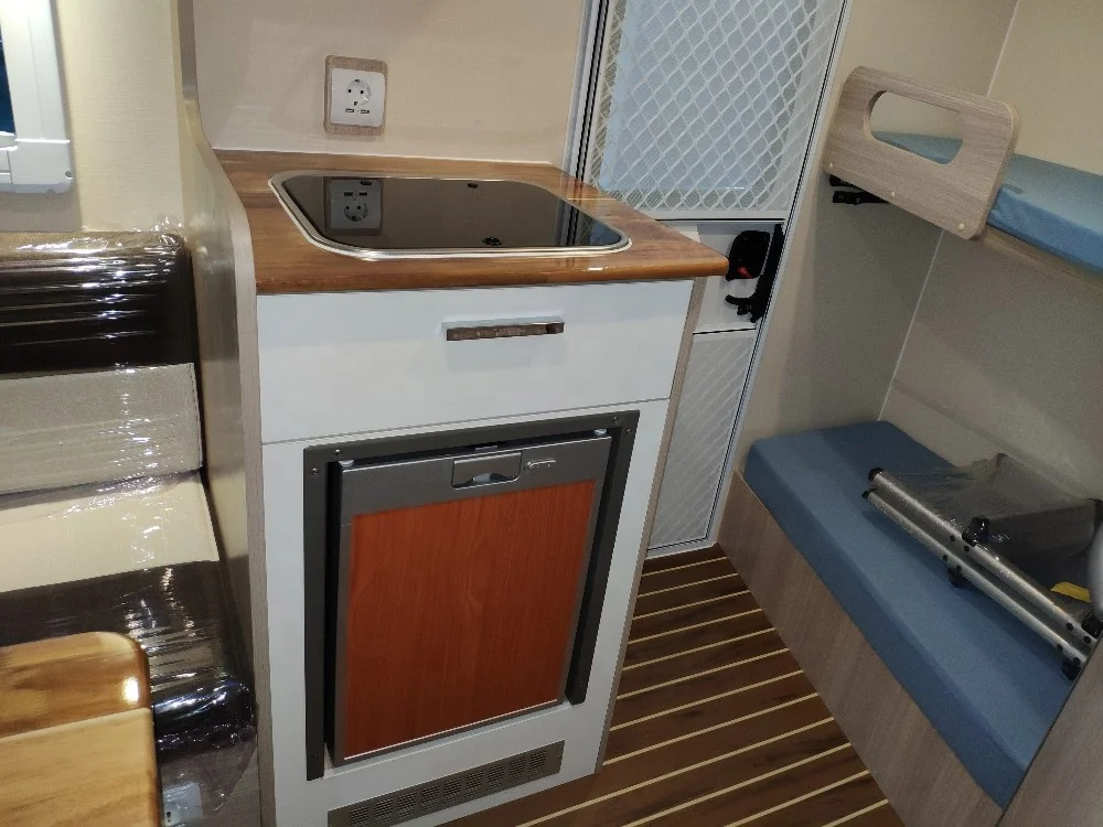 China Small RV Electric Motorhome Accessories Camper For Truck With Fridge Bathroom Toilet Bed Furniture Caravans Travel Trailer