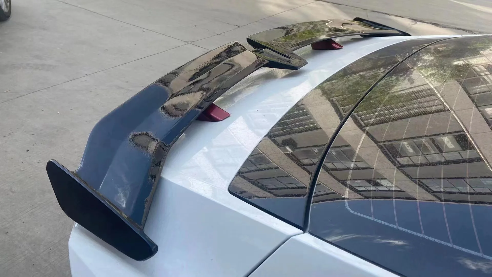 2020 Newest Arrivals hot sales Universal Spoiler lip Splitter Car Accessories  Cover for All Sedan Cars