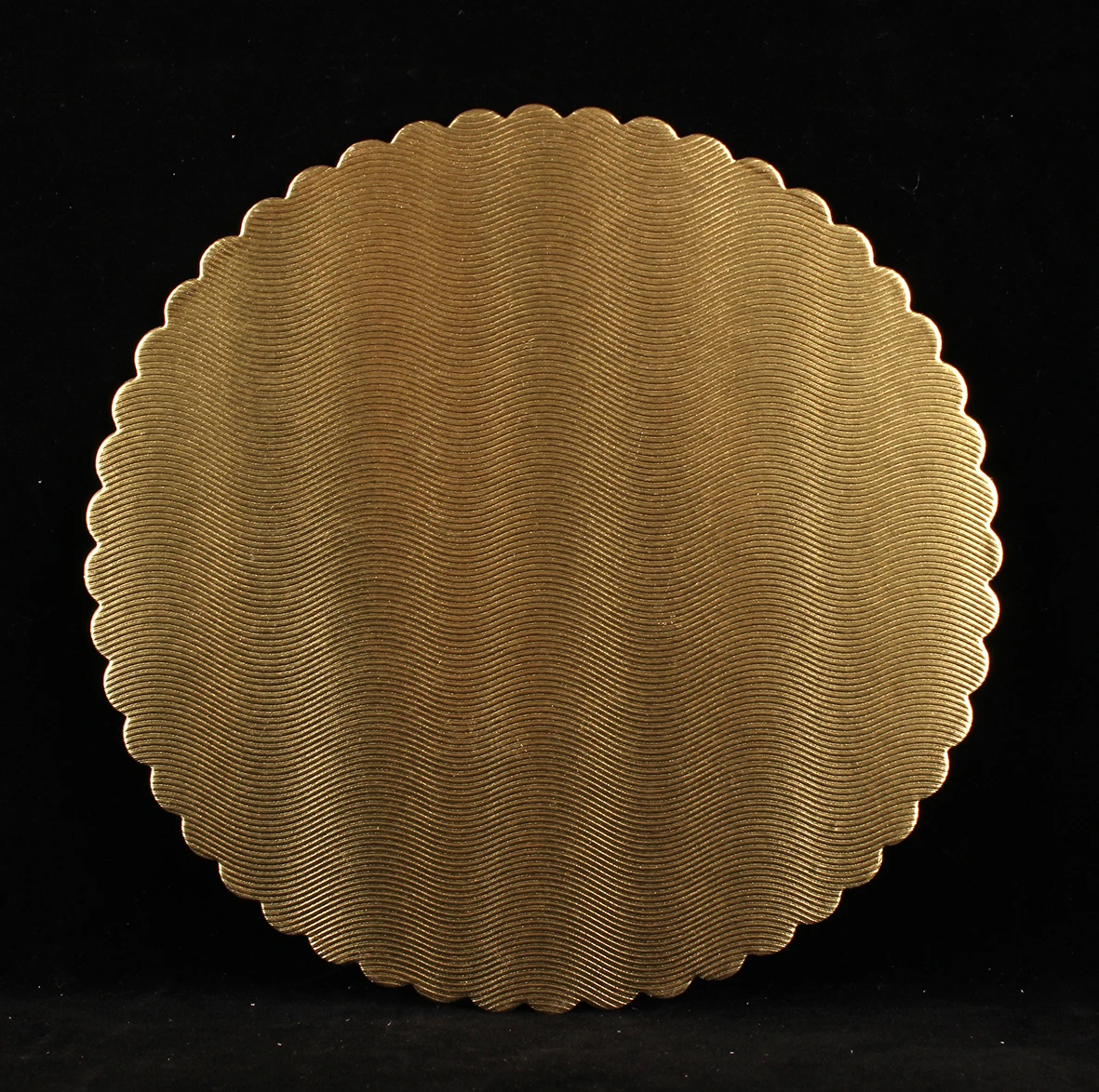 13mm Thick Gold & Silver Corrugated Cake Drum Board Square & round Design with Embossing Printing Handling