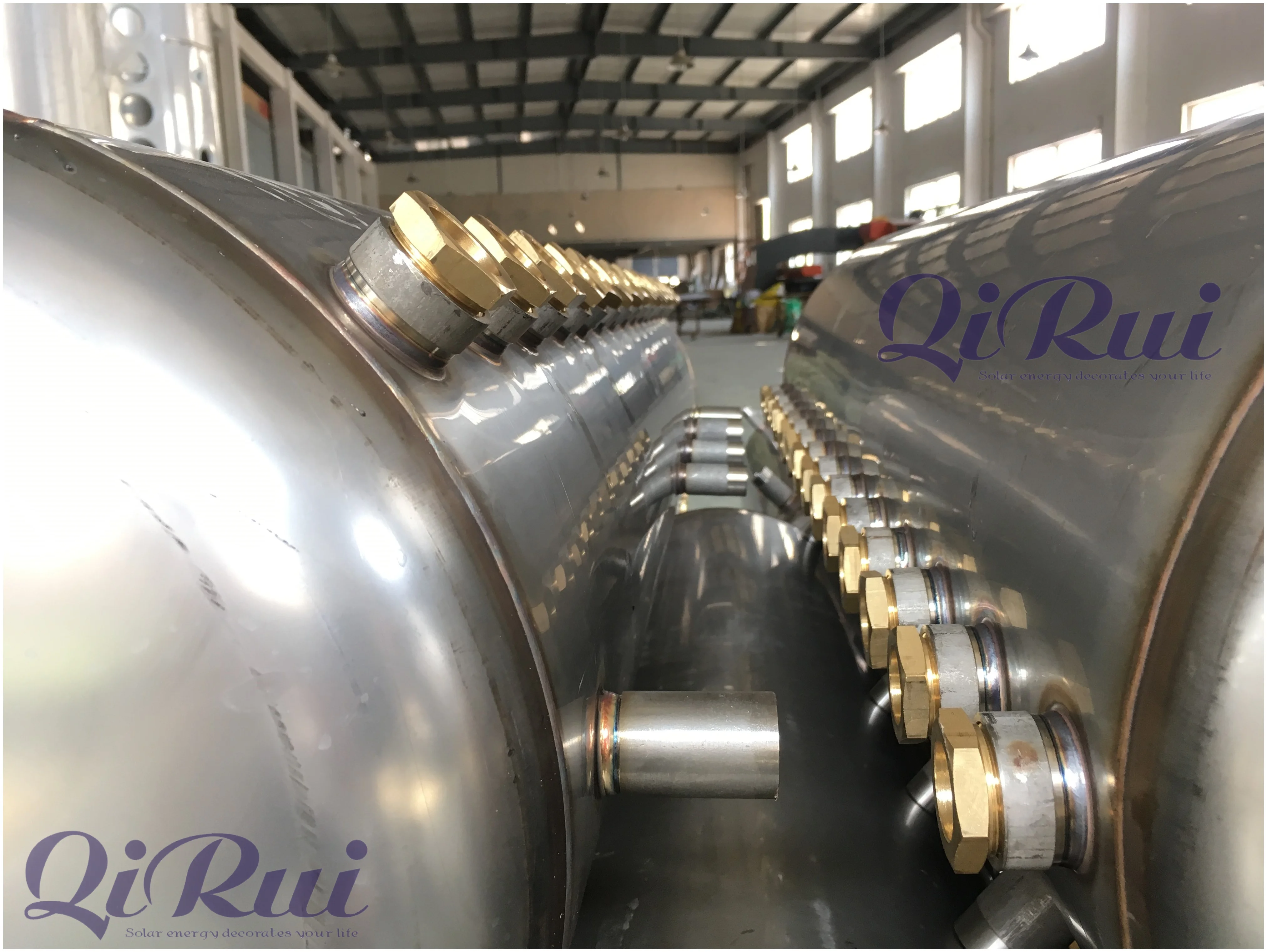 Factory price 100L 150L 200L 300L 360L Integrated Heat Pipe Pressurized  Solar Water Heater