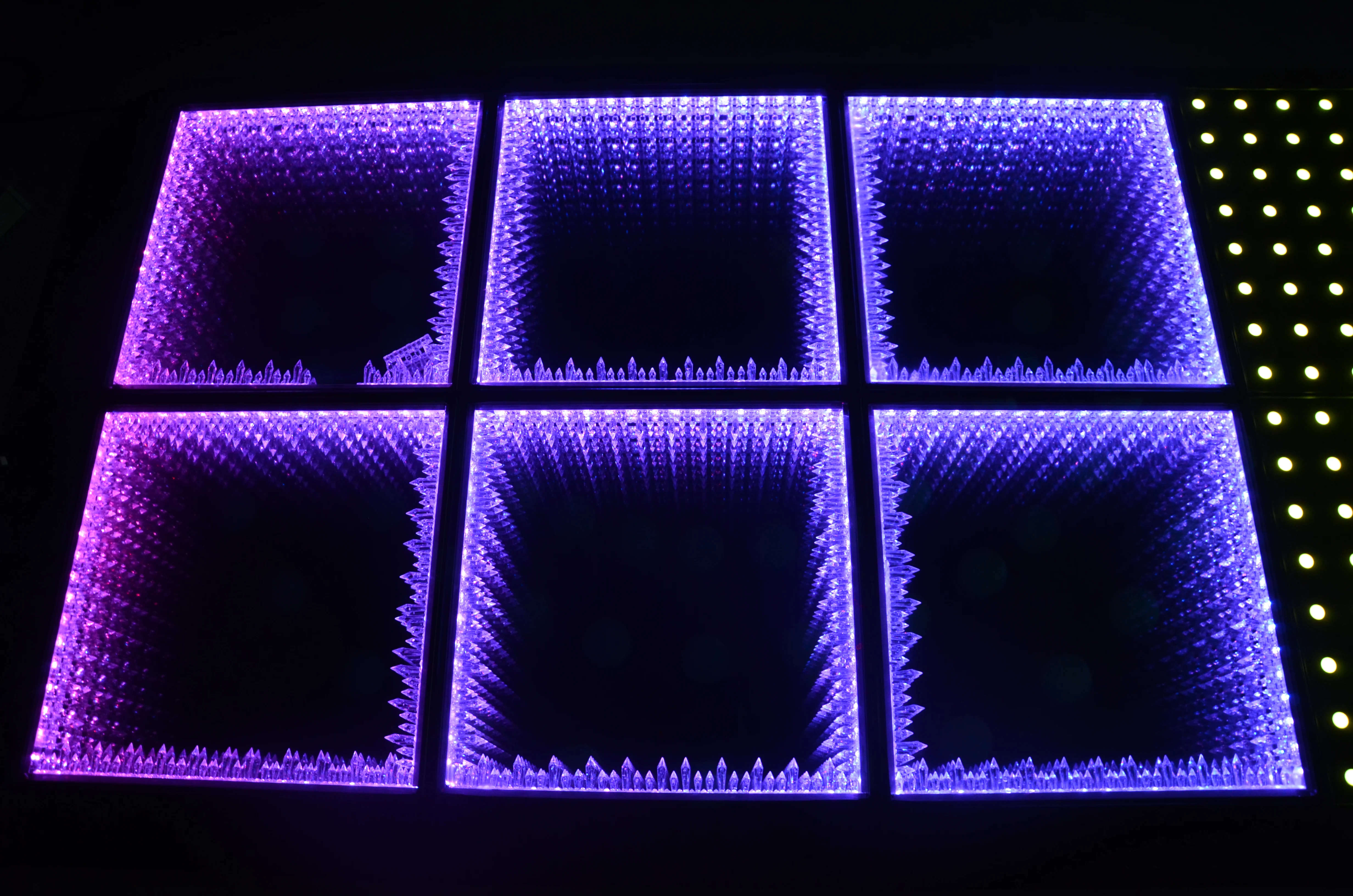 Xlighting 3D танцпол водонепроницаемый RGB 3-в-1 Свадебные сценические огни DMX управляемые беспроводные закаленные зеркальные стеклянные панели