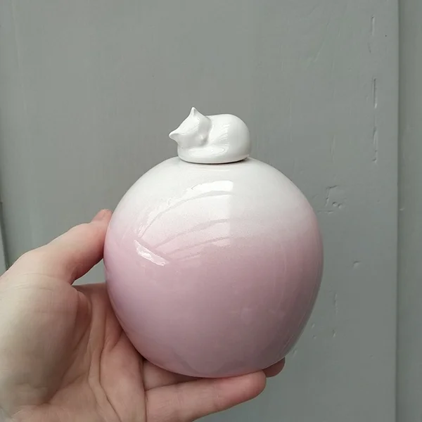 Wholesale custom keepsake kitten urns hand made multi colour glazed ceramic cremation urns for pet cremated ashes
