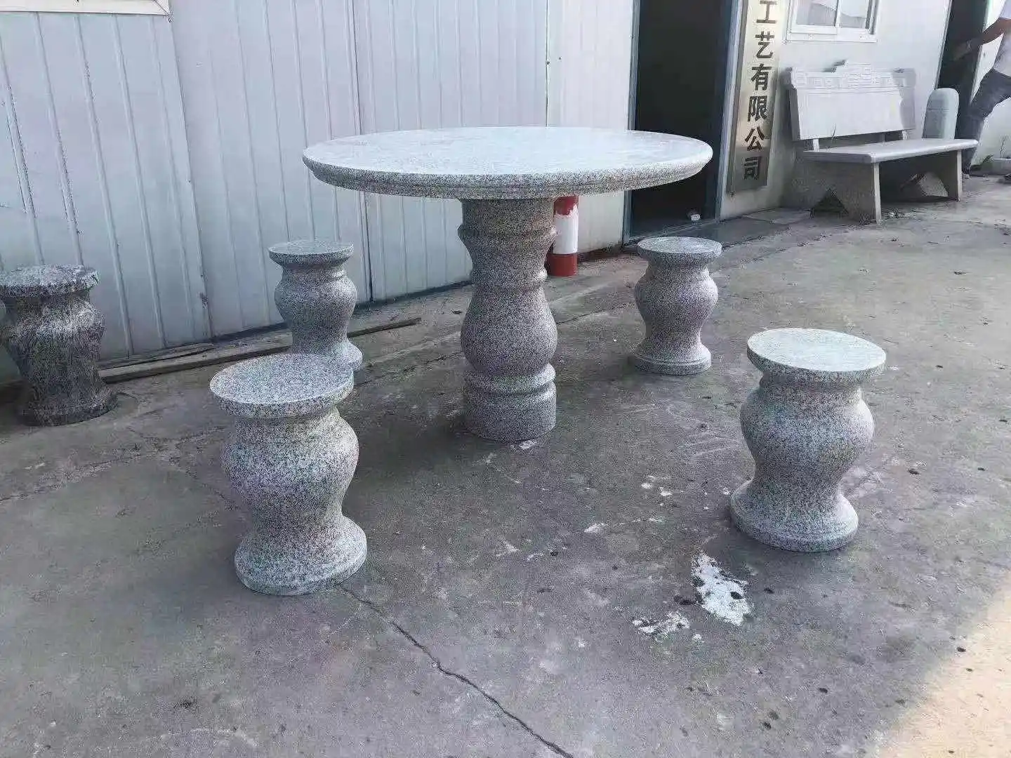 Chinese Factory Direct Cheap Grey Granite Stone Custom Design Round Table and Solid Cylindrical Shape Stone Seats for Garden