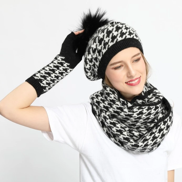 Оптовая продажа 2022 вязаные крючком береты ручной работы зимний шарф перчатки и шапка