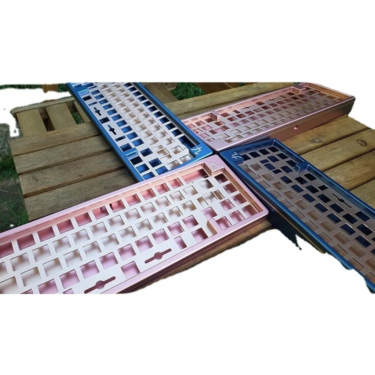 Fashion 65% mechanical diy keyboard case keyboard plate oem cnc keycaps aluminium keyboard case