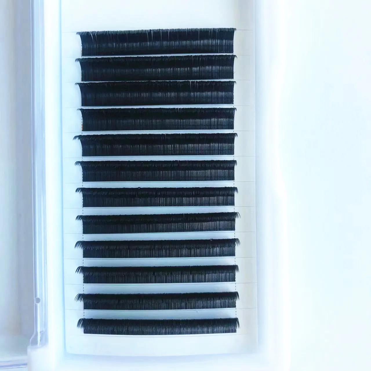 Hot Selling Wholesale Classic Flat Lash Extensions Softer Ellipse Flat Lash Split Tips Lighter Volume Korea Eyelash