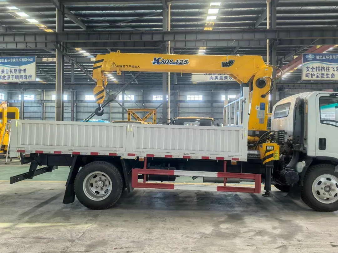 Грузовой кран ISUZU небольшой самосвал с телескопической стрелой новый грузовой
