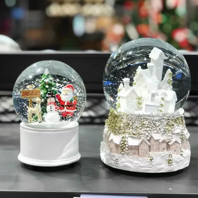2022 High Quality Custom Design Resin Snow Globe Music and Character Themed Water Globe for Home Decoration