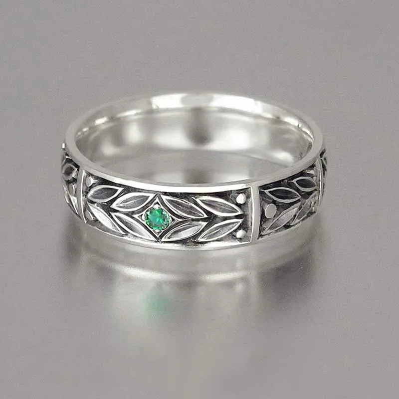 Huitan Carved Ethnic Retro Leaf Tiny Green Zircon Rings Delicate Alloy Anillos Lady Girls Ancient Silver Vintage Rings Women