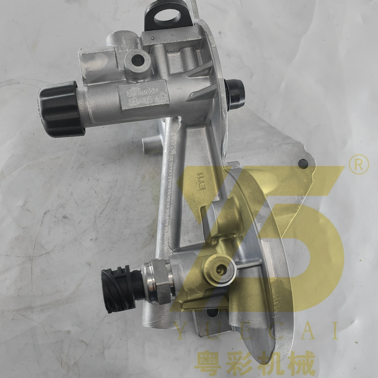 YUE CAI Fuel Filter Housing 21023287 21900852 for Excavator D11 D12 D13 D16 EC360B EC460B