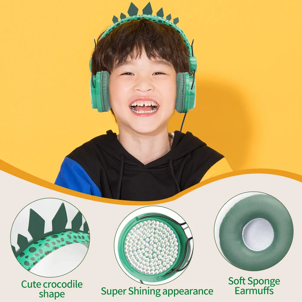 
2021 Plug in Headphones with Mic 3.5mm Jack Adjustable Headband Tangle-Free Cord Over On Ear Wired Dinosaur Kids Headphones Boys 