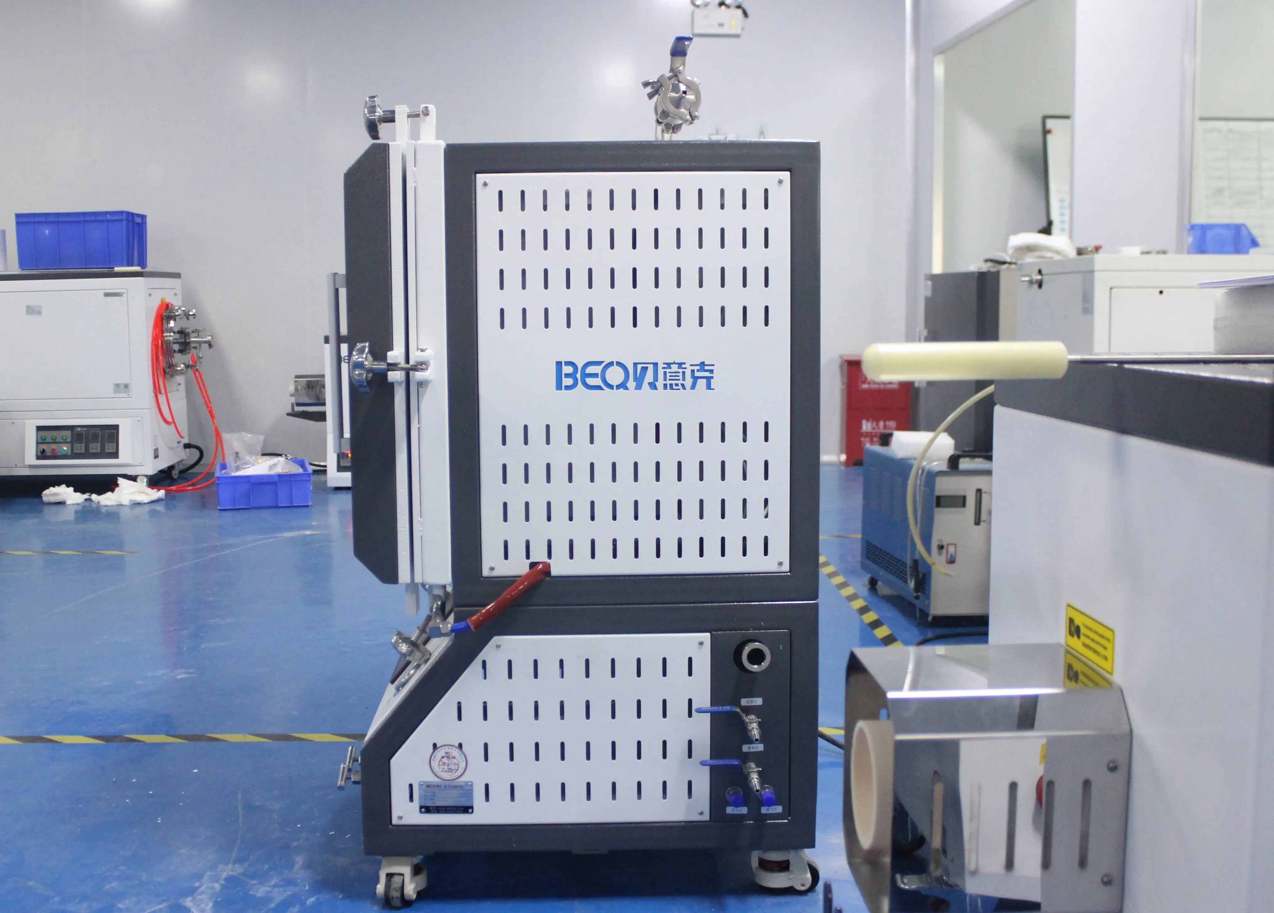 1700C vacuum muffle furnace ZMF-1700C-III with chamber size 250x300x250mm 18.7L