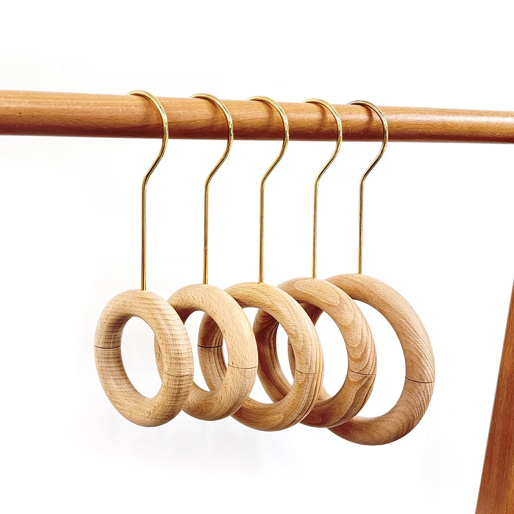 Wholesale New Design Towel Wooden Hanger Scarf Ring Heavy Duty Round Tie Wood Hanger For Shawl