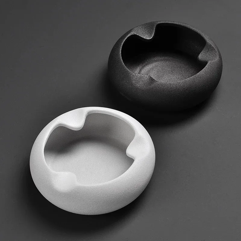 
Factory direct fashion trend round anti-scalding ashtray hot sale creative ceramic ashtray can be customized 