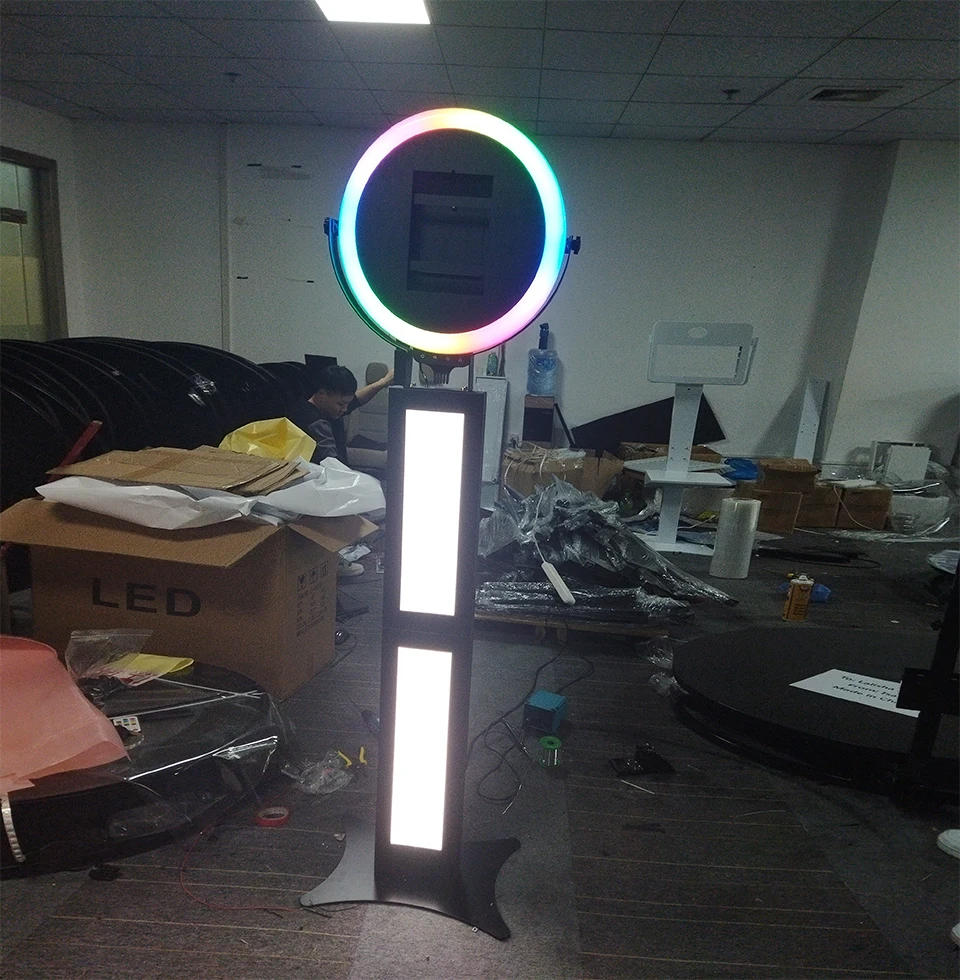 Wholesale Customized Selfie Photobooth Stand Ipad Photo Booth Kiosk Photo Booth Ipad With Bluetooth Speakers