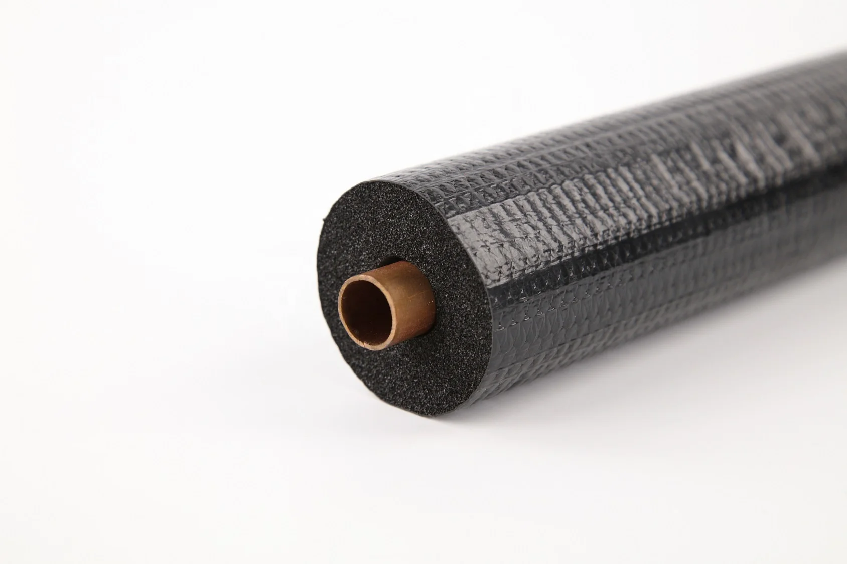 UV resistance NBR rubber insulation foam pipe with vinyl film elastomeric foam pipe with polymer film for thermal insulation