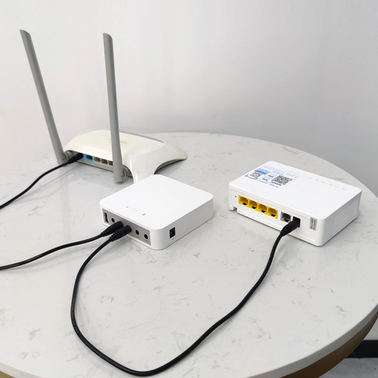 Big Capacity mini ups for wifi router ONU modem USB 5V DC5V9V12V19V12V MINI UPS for CCTV camera