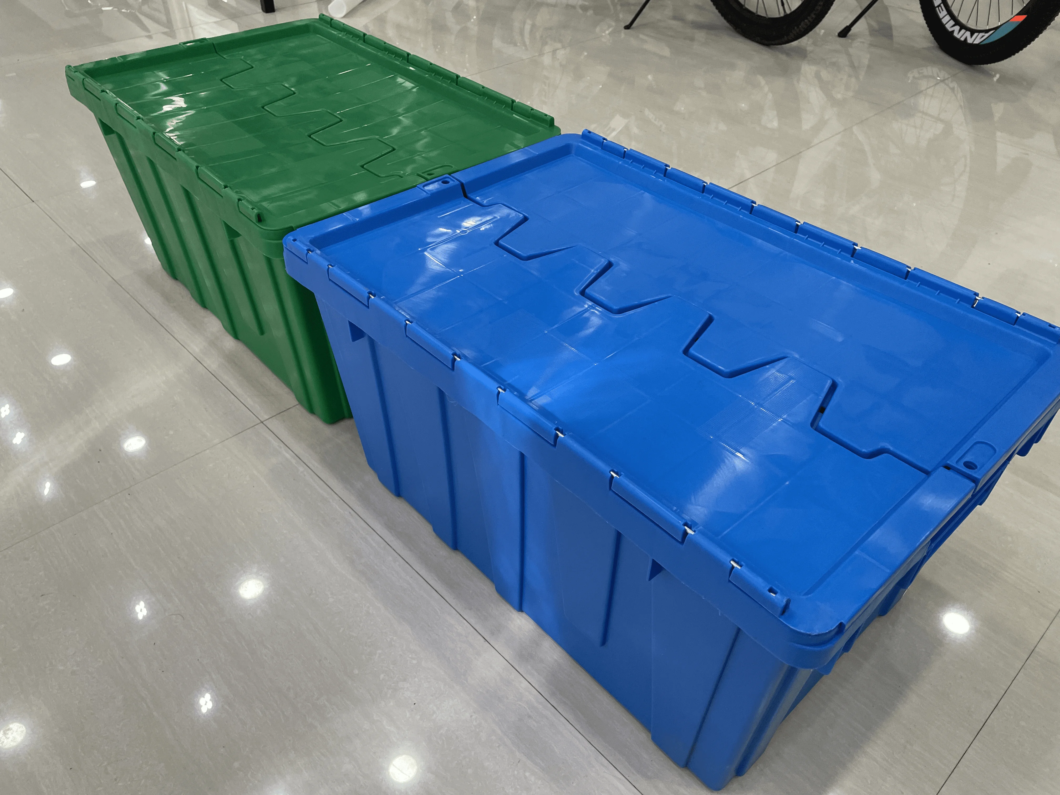 Factory direct supply folding dust box logistics weekly packing thickened plastic box with lid food fresh delivery transit box