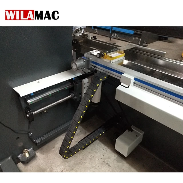 3 + 1 Ось 40T/2200 CNC Пресс-сломанный станок 2 мм листогибочный для листового металла с