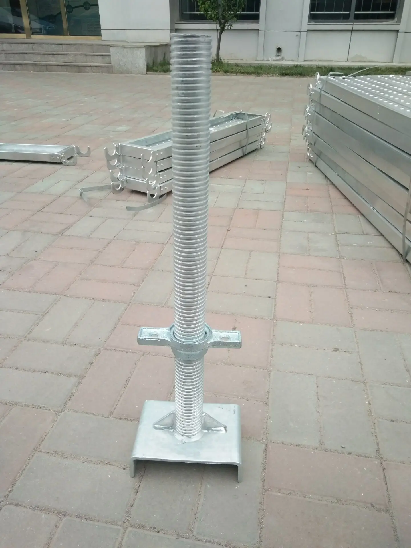 Hot Galvanized Q235 Adjustable  Scaffolding Production Scaffolding U Head Screw Jack Base
