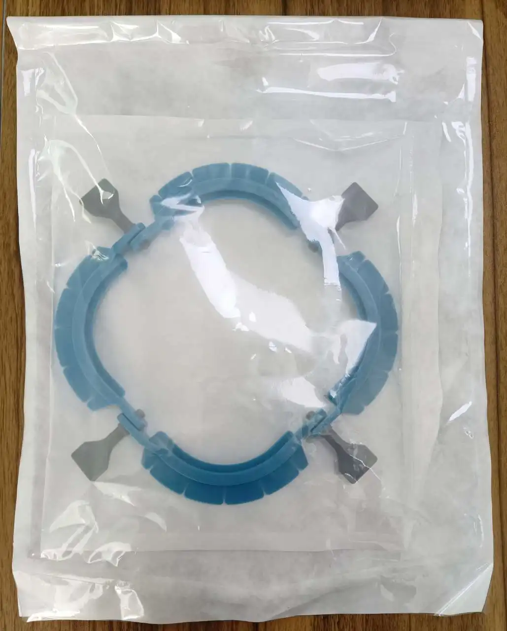 Single Use Retractor Ring Disposable Surgical Instruments Retractor Anorectal Surgery Urology  Ears Throat Surgery Equipments