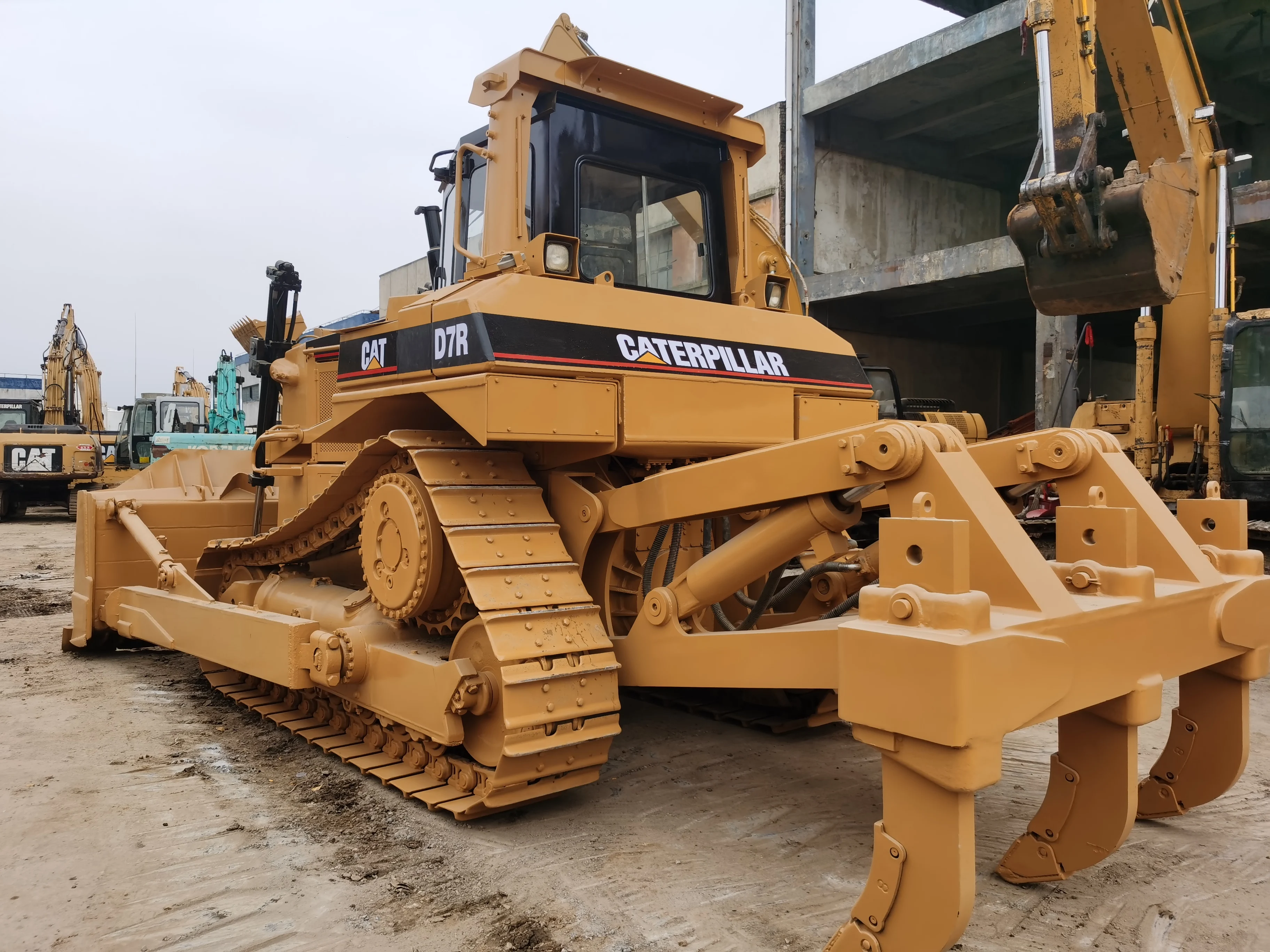 Factory Direct Supply Caterpillar D7R Bulldozers Used Original with Low Price Core Components Included Bearing and Gearbox