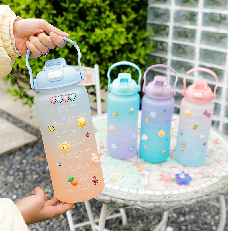 Двойная пластиковая летняя бутылка для воды со шкалой Большая вместительная чашка Высококачественная Спортивная занятий спортом на открытом воздухе