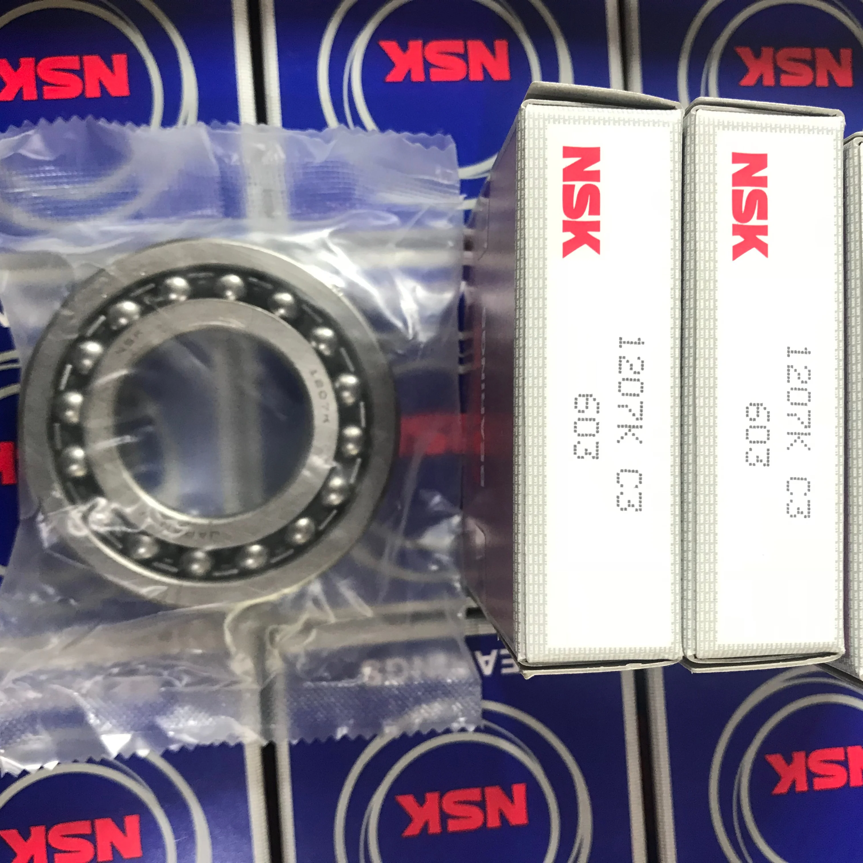 NSK Bearing 1207K Self aligning Ball Bearing NSK