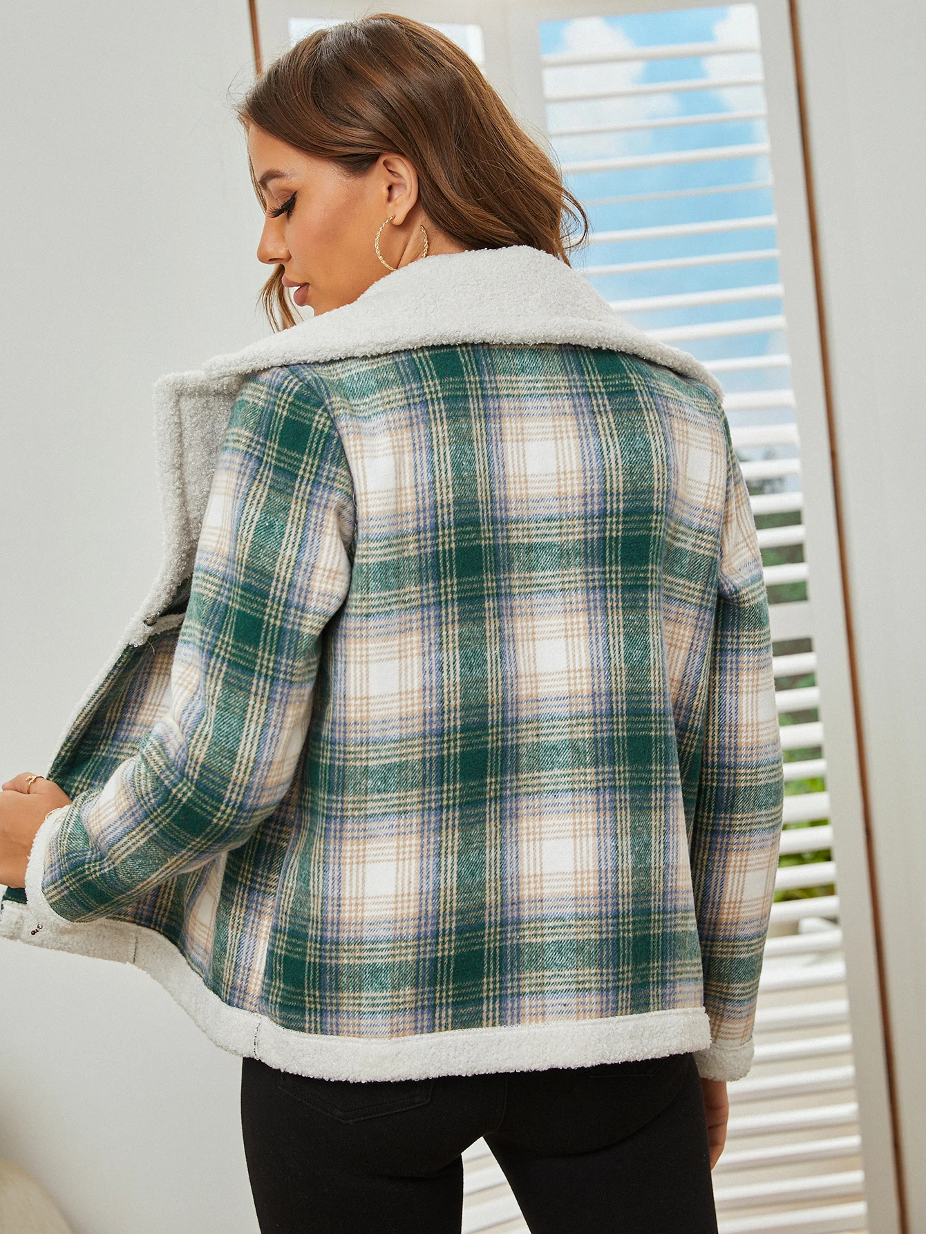 Lowest Price Manufacturer In Stock  Plaid Green Color Tweed  Elegant  Women Jacket  Casual Lady Coat