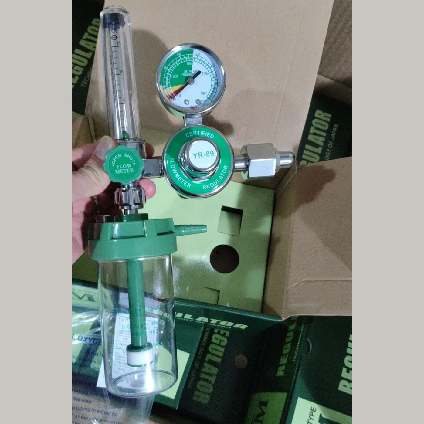 2023 NINGBO KangWei Brass Wholesale Price Manufacturer medical cga870 brass oxygen pressure regulator for oxygen cylinder