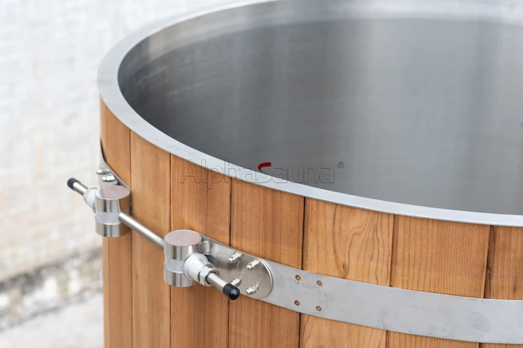 New luxury ice cooling system for ice bath portable and water cooler  Optional