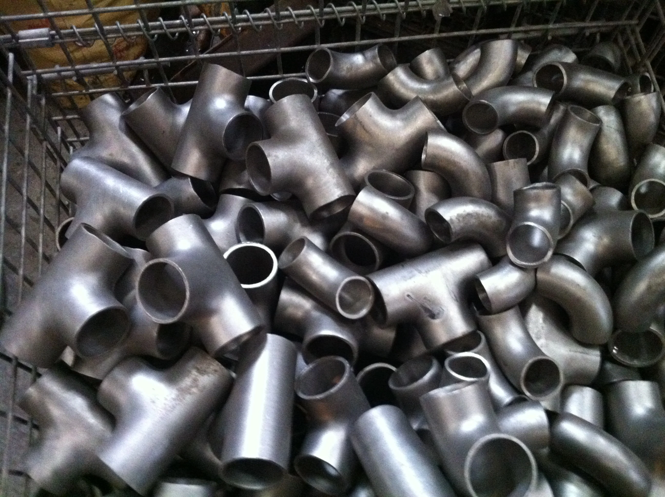 ASME B16.9 ASTM B366 WPNCI Inconel 600 straight equal tee BW fittings