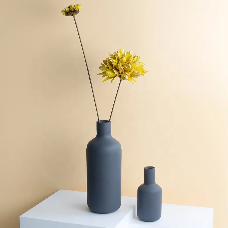 Wholesale Modern Mini Vases Pottery  Water Proof  Vase Ceramic Matte Color Vase For Home Office Tabletop Decor