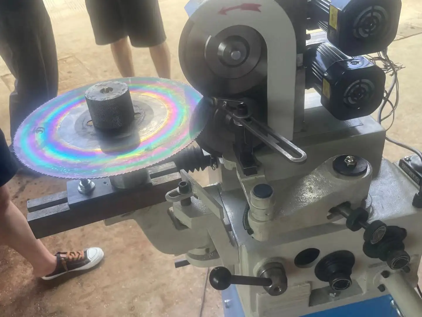 circular automatic band saw blade sharpening machine