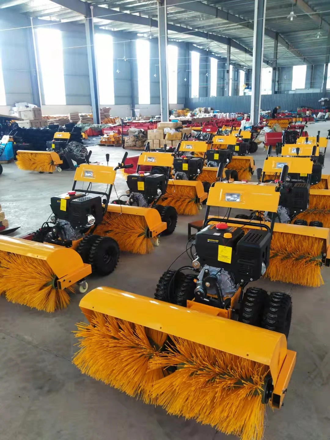Hot sale factory direct Snow Blower Machine Tracks 13hp Snow Thrower Snow Blower with good price